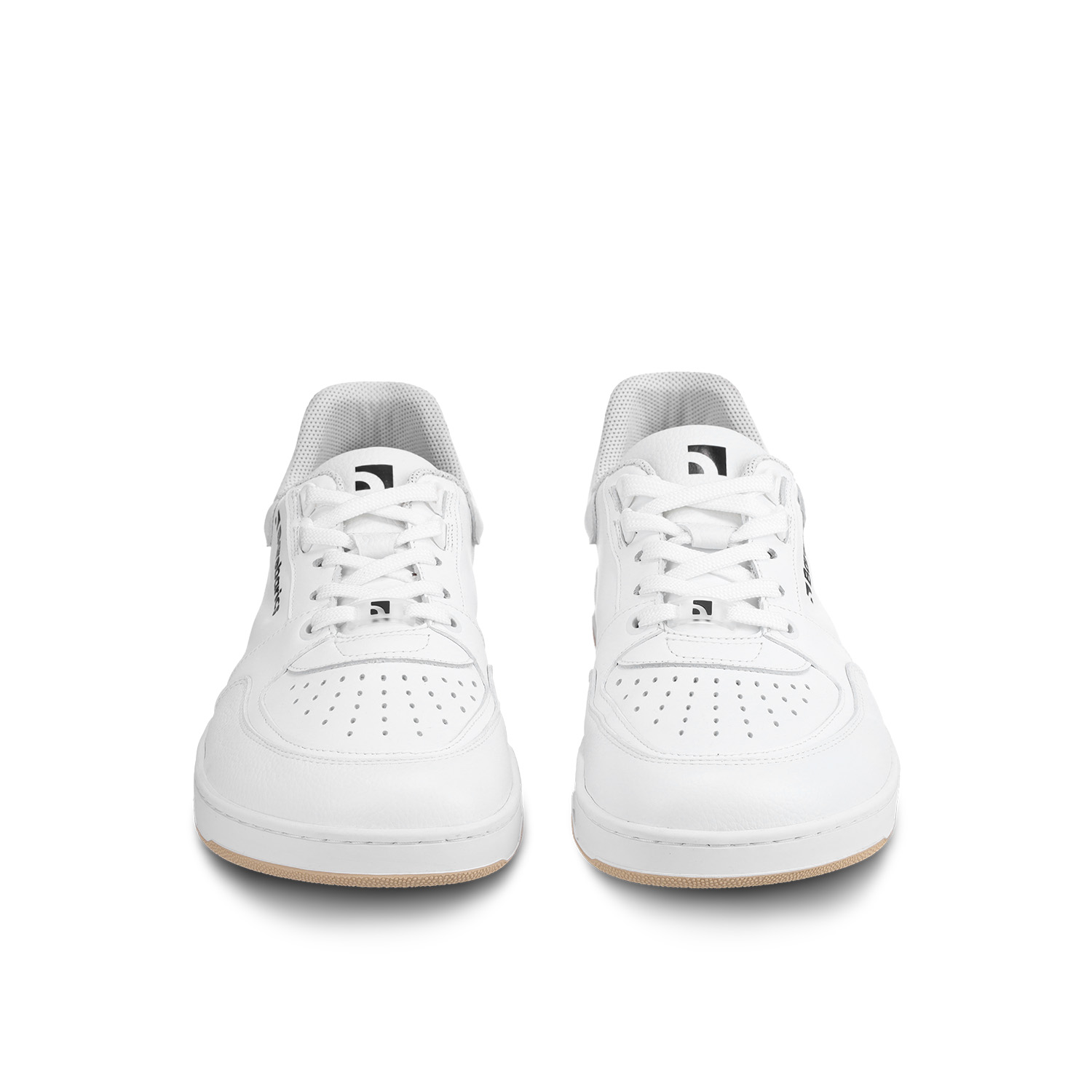 Barefoot Sneakers Barebarics Wave - All White.
Das Obermaterial besteht aus hochwertigem glattem Nappaleder.
Barefoot-Eigenschaften
Anatomische Form - Der Schuh respektiert die Form der Füße.
Mehr Info
Typ: Straßenschuhemodernes urbanes Designentworfen und handgefertigt in der Europäischen Union, unter Verwendung lokaler nachhaltiger Materialienhervorragende Haltbarkeit und Farbechtheit der MaterialienDermodry Coolmax®-Technologie für kontinuierlichen Feuchtigkeitstransporterhältlich in den Größen 36-47 (europäische Maße)