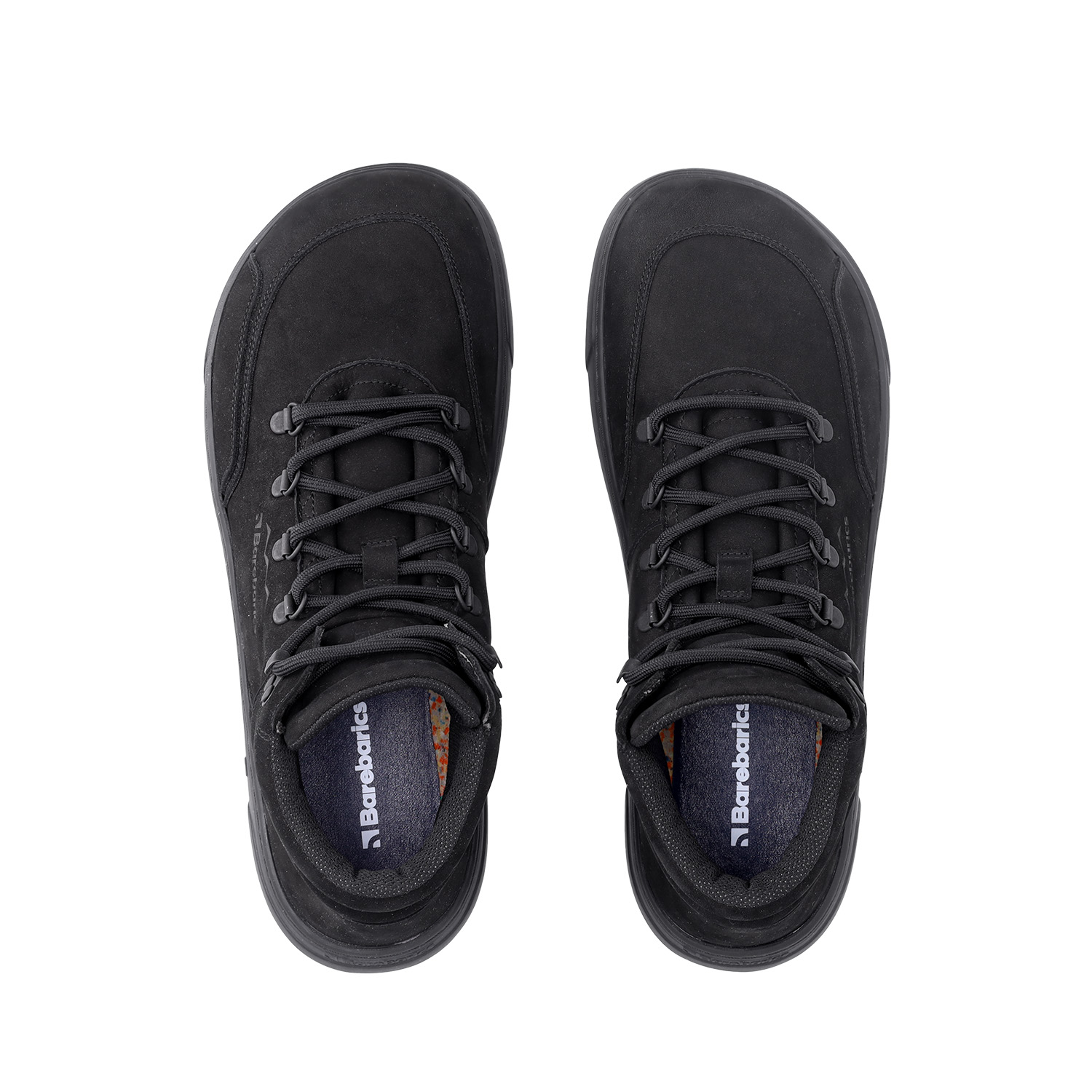 Barefoot Sneakers Barebarics Element - All Black.
Die Barebarics-Sneaker werden nach einem umweltfreundlichen Verfahren hergestellt.
  Das Obermaterial besteht aus Nubukleder mit einer hydrophoben Ausrüstung, die Wasser sehr gut abweist.

Barfuß-Eigenschaften
    Anatomische Form - Die Sneakers passen sich der Form der Füße an.

Mehr info
moderner Städtestilin der Europäischen Union entworfen und handgefertigt, unter Verwendung lokaler nachhaltiger Materialienhervorragende Haltbarkeit und Farbechtheit der MaterialienDermodry Coolmax®-Technologie für kontinuierlichen Feuchtigkeitsaufnahmeerhältlich in den Größen 36-47 (europäische Maße)