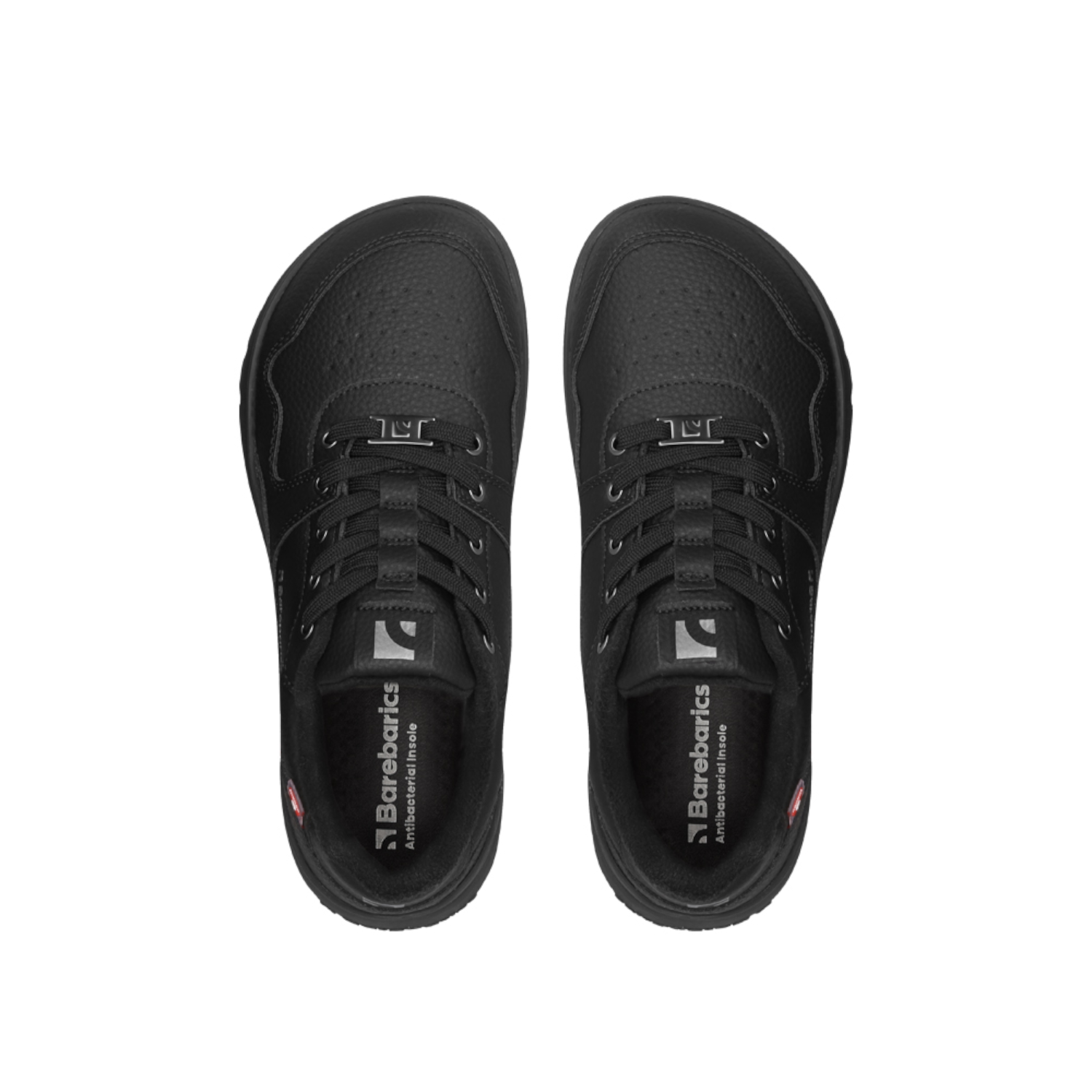 Barefoot Sneakers Barebarics Zing Frost - All Black.
  Obermaterial: Leder  Futter: Fleece + Primaloft-Isolierung  Einlegesohle: PU + Polyester (herausnehmbar)  Sohle: Gummi (PowerGrip)  Herstellung: Vietnam
Barfuß-Eigenschaften:
  Die Barebarics PowerGrip-Außensohle verfügt über ein Profil, das Ihren Gang unterstützt und gleichzeitig ein Ausrutschen verhindert  Die verwendete Primaloft-Technologie ist das absolute Spitzenprodukt unter den wärmeisolierenden Materialien  Obermaterial aus Leder  getestet auf eine Million Biegungen
Vorteile von Barfußschuhen:
  Flexible Sohle  Zero Drop: Ferse und Zehen in einer Ebene für eine korrekte Haltung  Geräumige Zehenbox für Ihre Zehen  Leichter Schuh