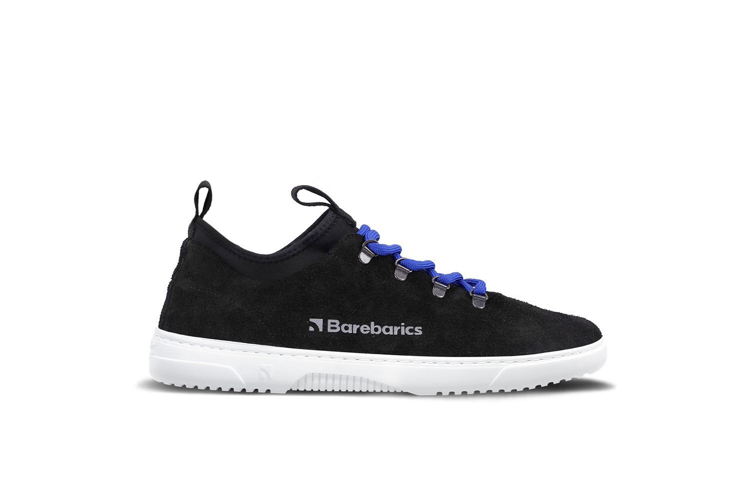 Barefoot Sneakers Barebarics Bronx - Black.
Die Barebarics-Sneaker werden nach einem umweltfreundlichen Verfahren hergestellt.
  Das Obermaterial besteht aus Leder und Textil  Das Futter ist aus Lycra und Mikrofaser  Die Sohle ist aus weichem, synthetischem Gummi mit hoher Strapazierfähigkeit hergestellt.


Barfuß-Eigenschaften
    Anatomische Form - Die Sneakers passen sich der Form der Füße an.

Mehr info

moderner Städtestilin der Europäischen Union entworfen und handgefertigt, unter Verwendung lokaler nachhaltiger Materialienhervorragende Haltbarkeit und Farbechtheit der Materialienerhältlich in den Größen 36-47 (europäische Maße)